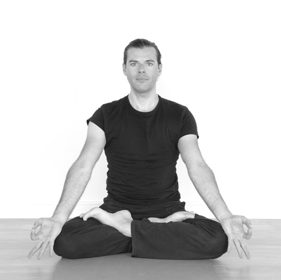 Bert Peeters van Bhalu Yoga - hatha yoga - yoga opleiding